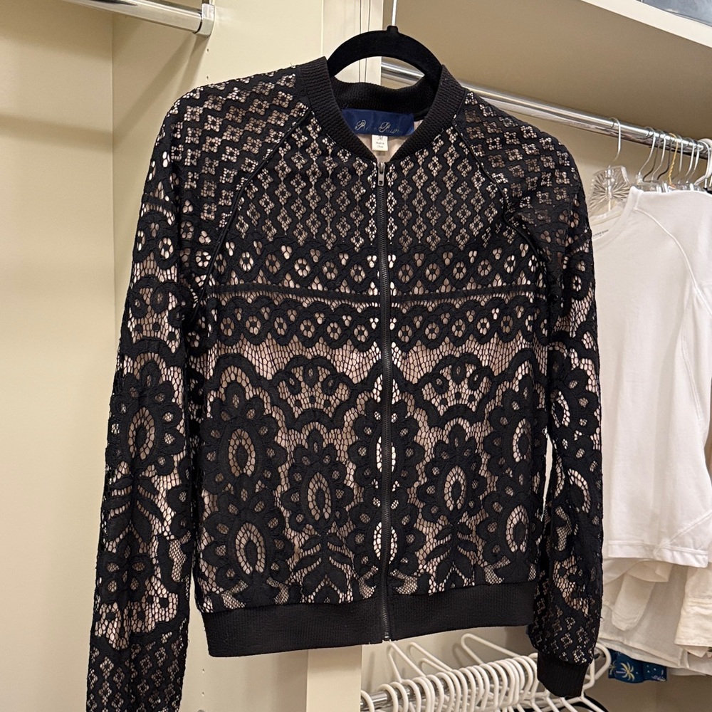 Elegant Black Lace Fabric Zip Jacket - Picture 1 of 12